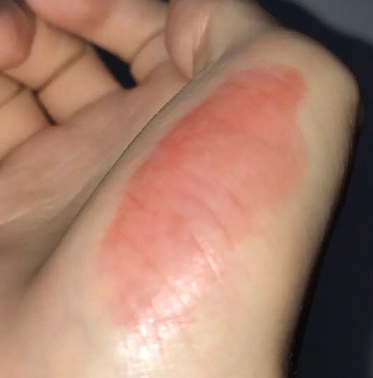 アピュー ジューシーパン スパークリングティント/A’pieu/口紅を使ったクチコミ(3枚目)