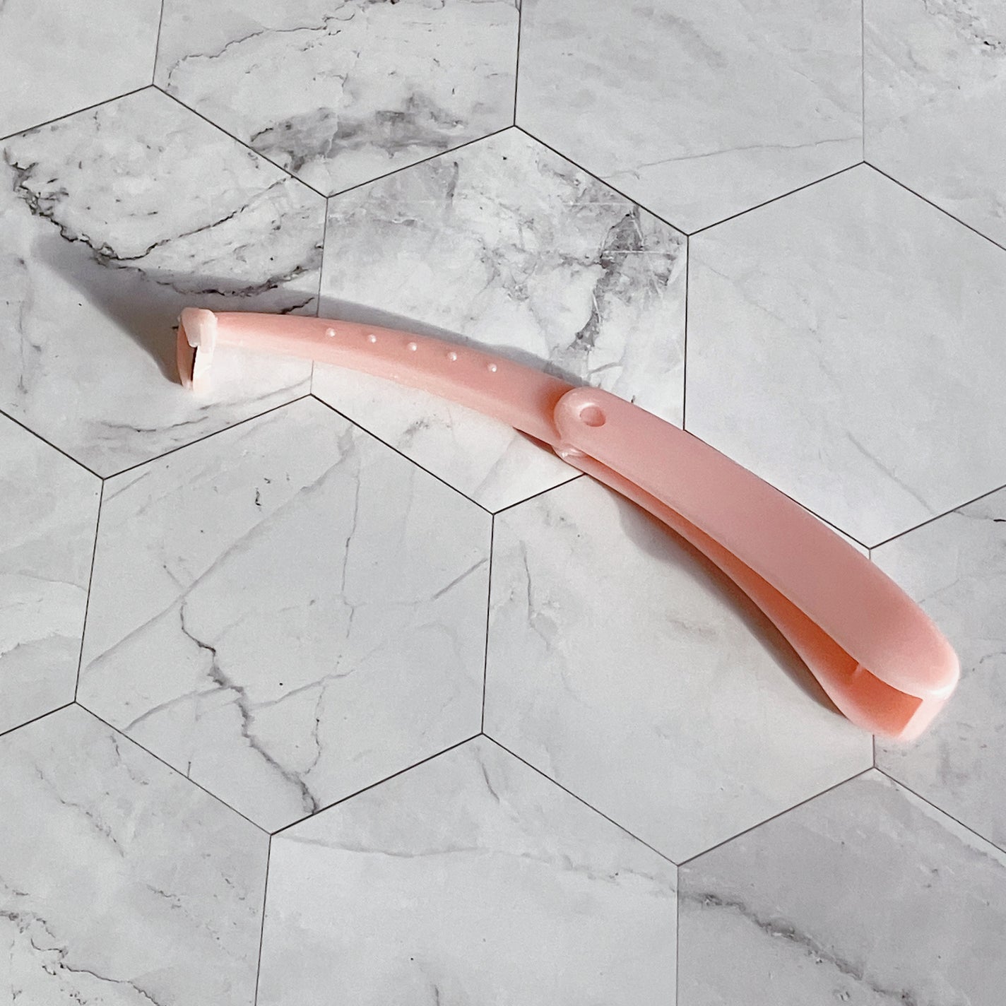 顔・まゆ用ミニT字カミソリ/ニッケンかみそり株式会社/その他スキンケアグッズを使ったクチコミ(2枚目)