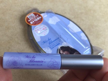 アイラッシュグルー/ミッシュブルーミン/つけまつげを使ったクチコミ(1枚目)