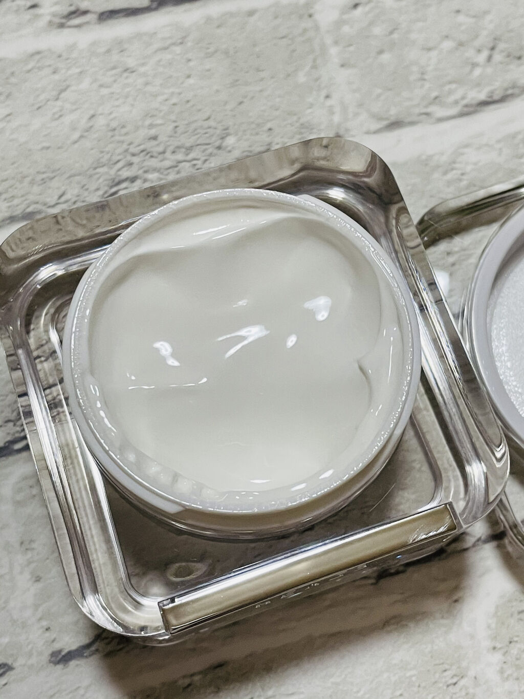 HEXZE３７７SRクリームフェイスモイスチャライザークリーム/HEXZE（ヘックスゼ）/フェイスクリームを使ったクチコミ（3枚目）