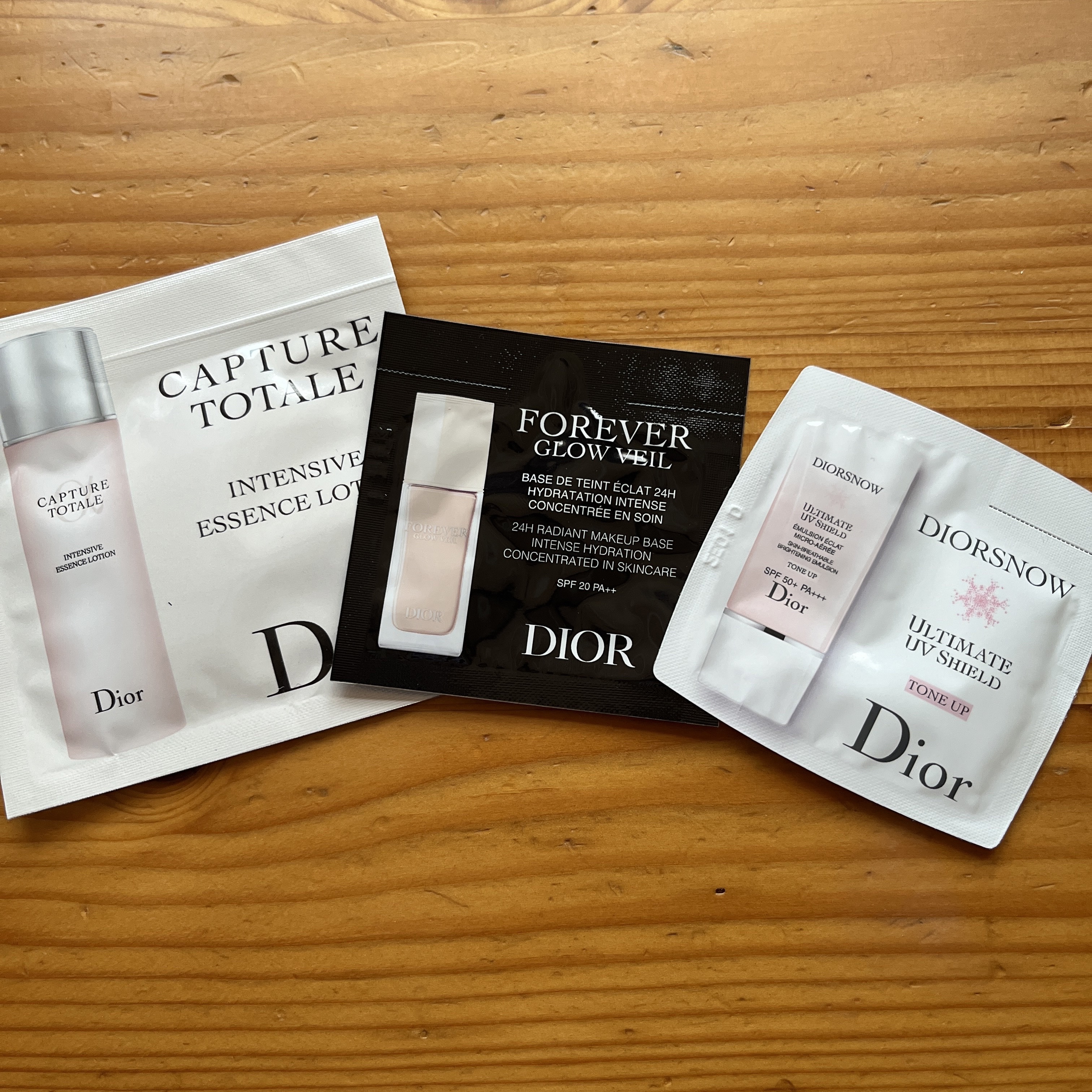 【旧】スノー UVシールド トーンアップ 50+/Dior/日焼け止めミルクを使ったクチコミ（1枚目）