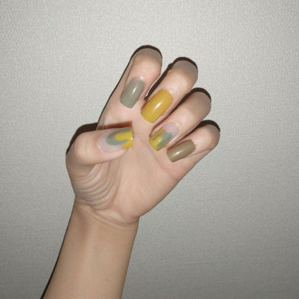 カラフルネイルズ/キャンメイク/マニキュアを使ったクチコミ(2枚目)