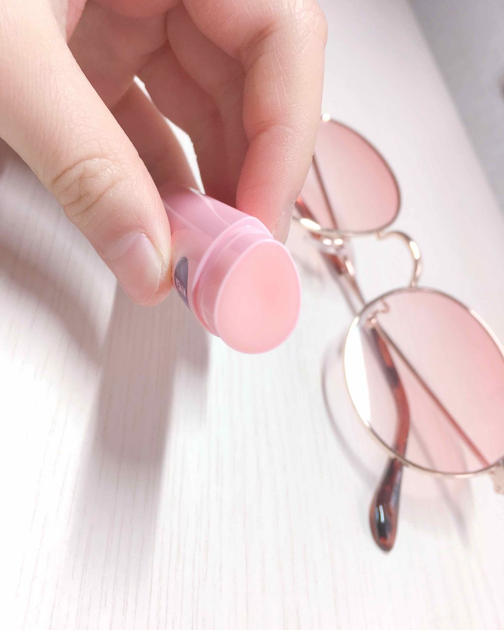 ニベア フレーバーリップ デリシャスドロップ ピーチの香り/ニベア/リップクリームを使ったクチコミ（2枚目）