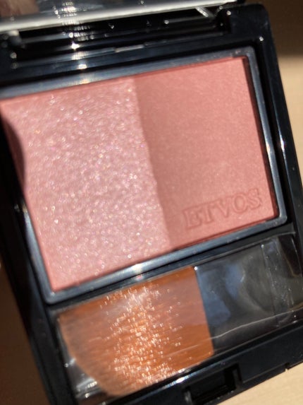 ミネラルプレストチーク/エトヴォス/パウダーチークを使ったクチコミ(2枚目)