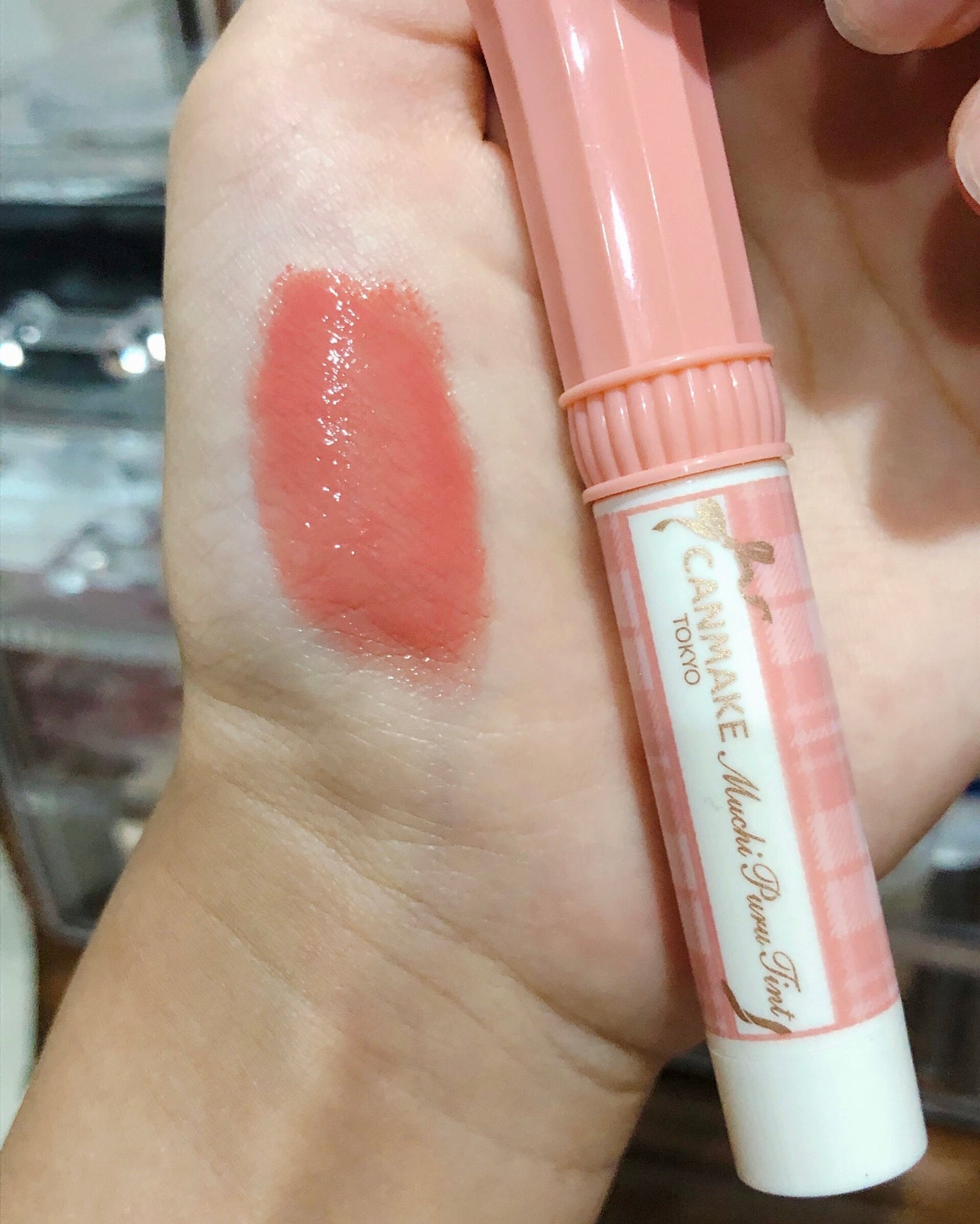 アンドバイロムアンド グラッシーボムティント/&nd by rom&nd/リップティントを使ったクチコミ(3枚目)