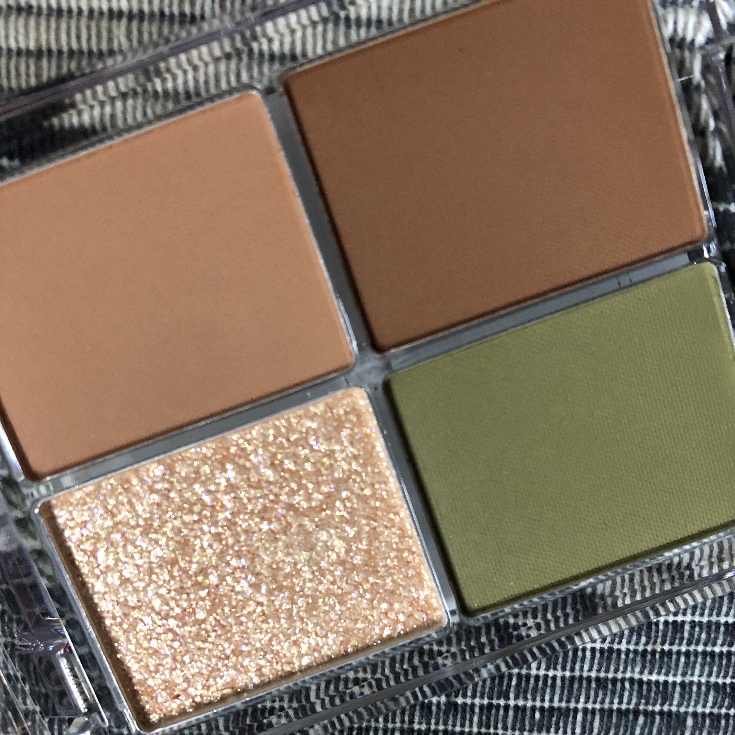 4色アイシャドウパレット 08 エメピスターシュ/aZTK/アイシャドウパレットを使ったクチコミ（1枚目）