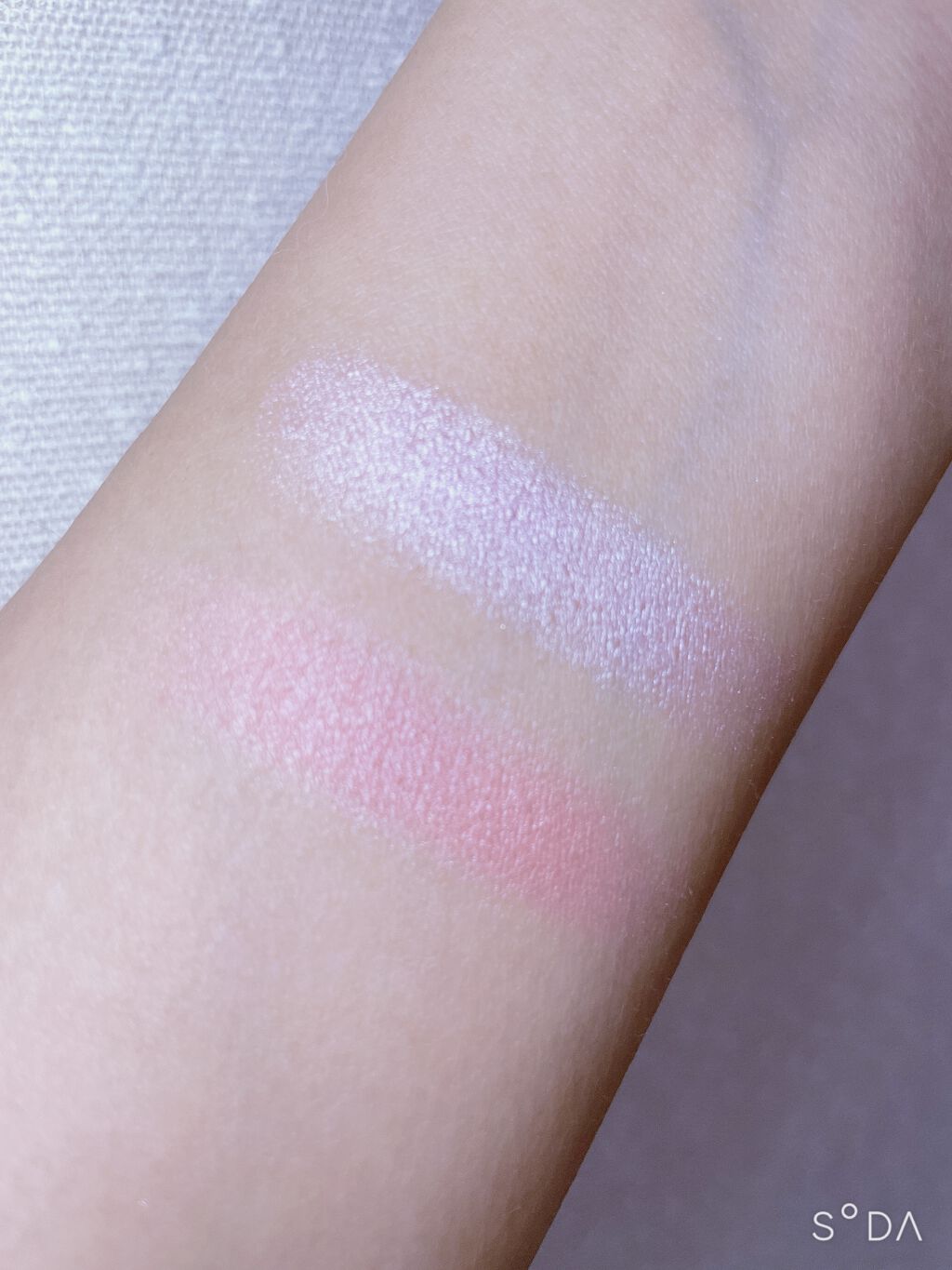 U R GLAM UR GLAM LUXE　CHEEK & HIGHLIGHTのクチコミ「DAISO
UR GLAM LUXE

チーク＆ハイライト 
☑︎01 ピンク (300円)
.....」（3枚目）