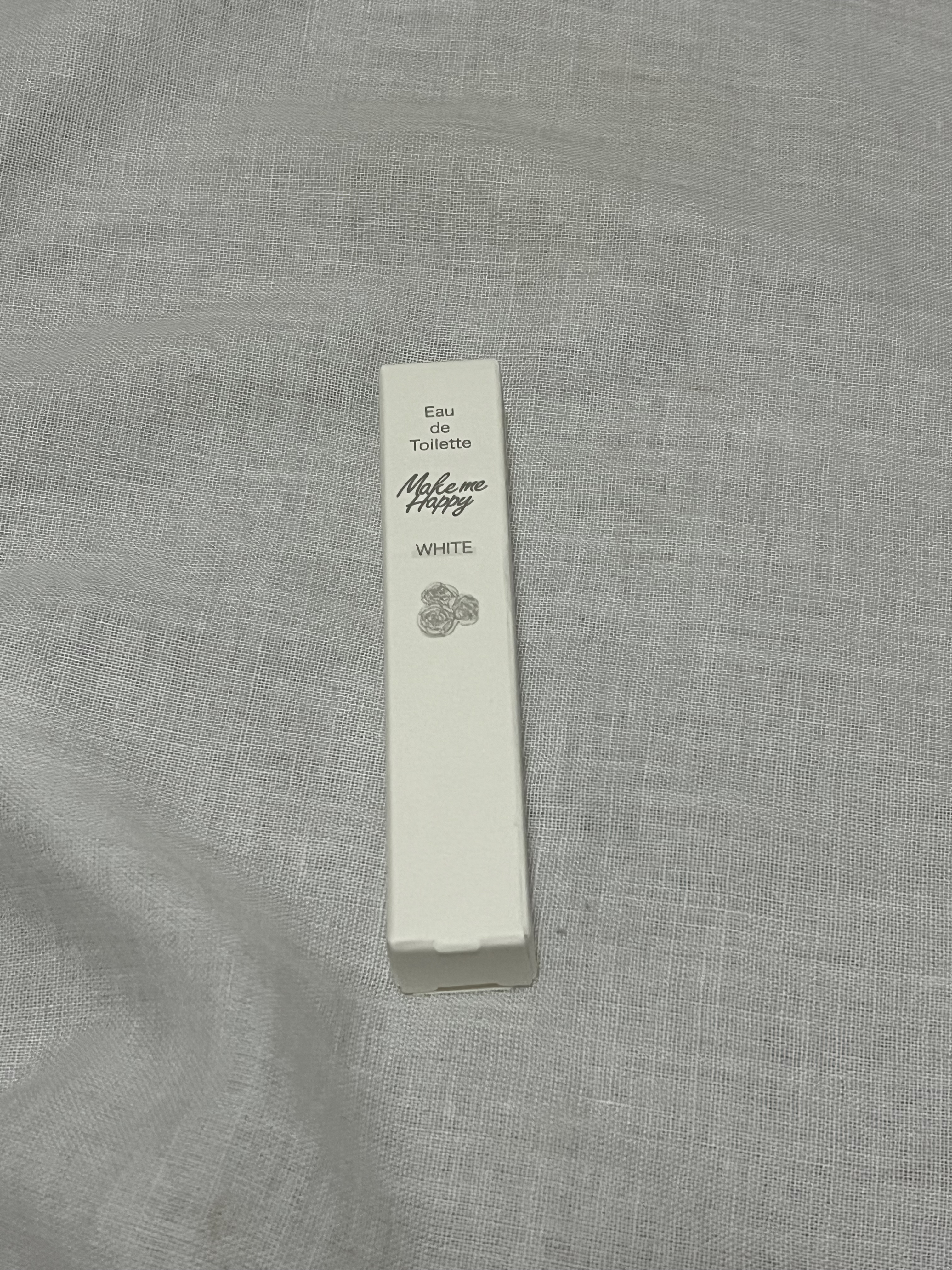 キャンメイク メイクミーハッピー オードトワレ WHITEのクチコミ「 キャンメイク
メイクミーハッピー オードトワレ WHITE

LIPSで買いました^_^

.....」（1枚目）