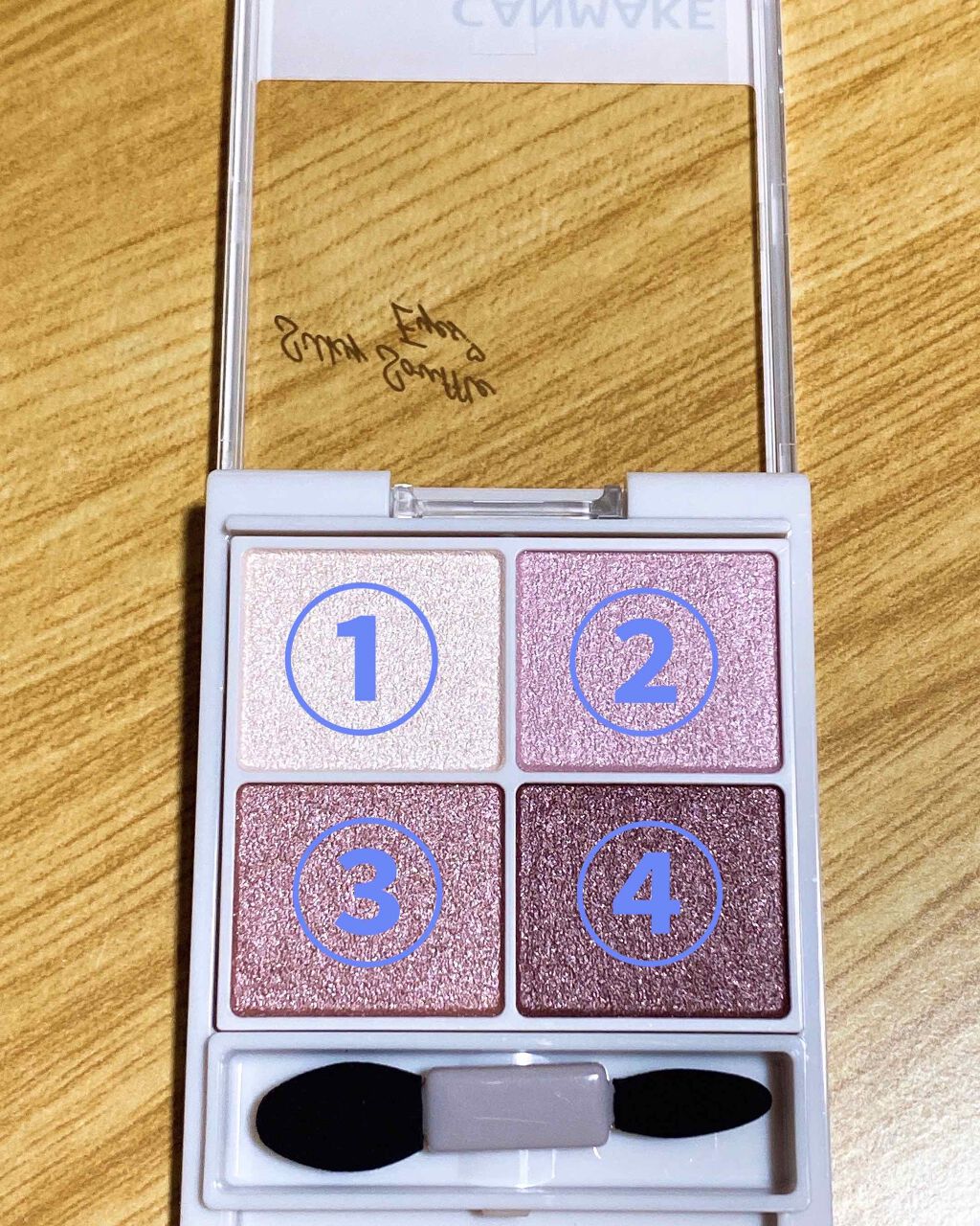 シルキースフレアイズ/キャンメイク/アイシャドウパレットを使ったクチコミ(3枚目)