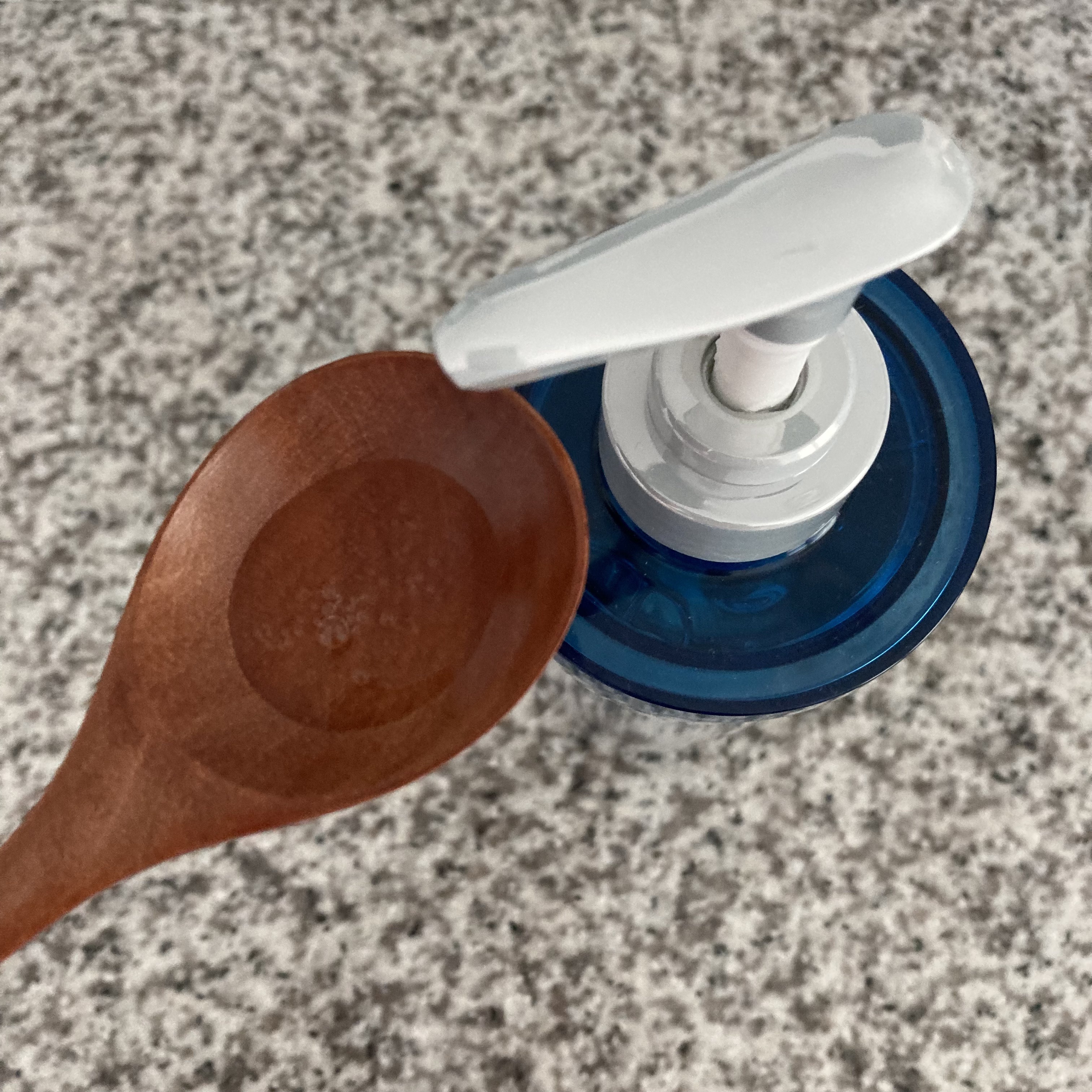 スリープテック リペア シャンプー／ヘアトリートメント シャンプー本体 340ml/NeNe Night/市販シャンプーを使ったクチコミ（2枚目）