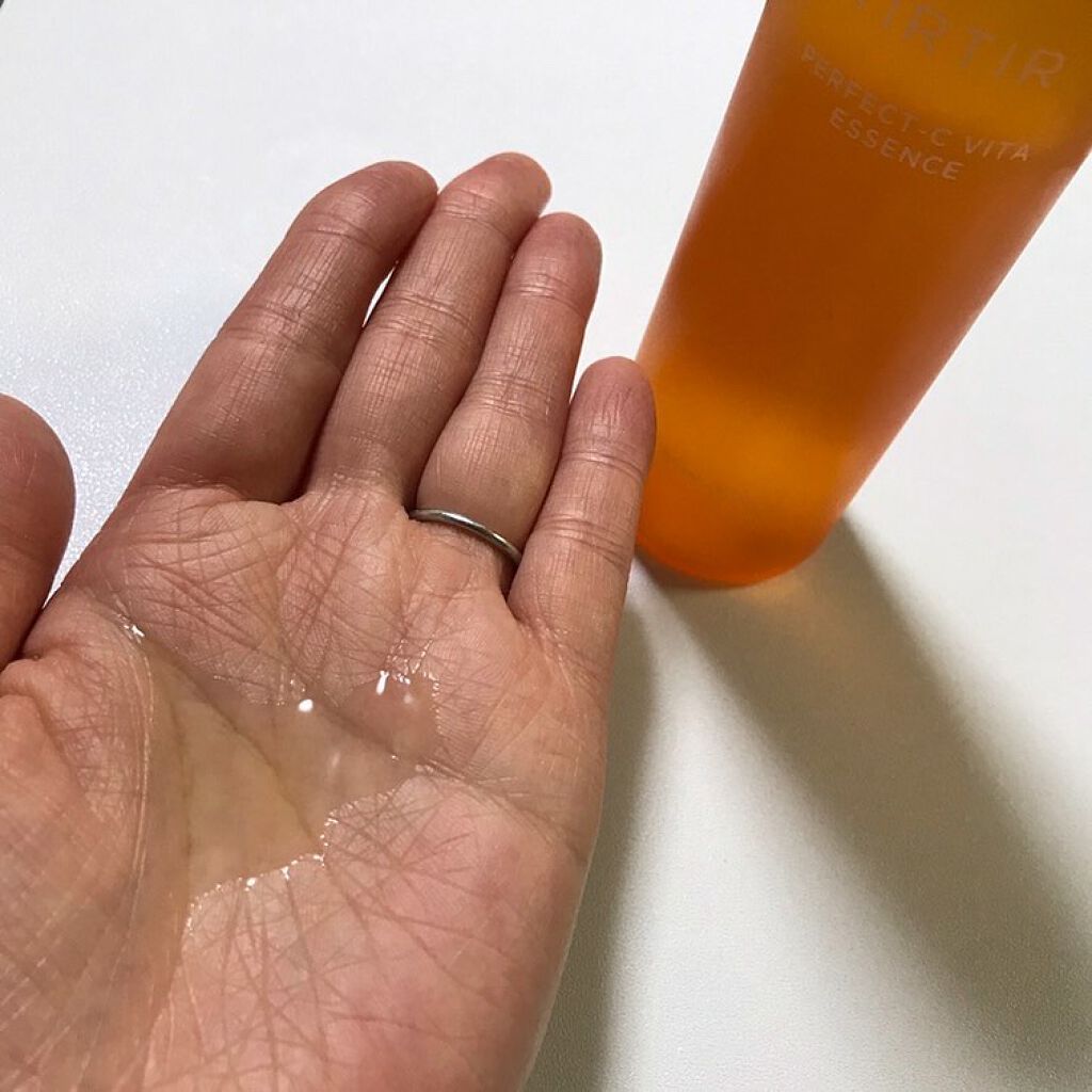 TIRTIR(ティルティル) パーフェクトシー ビタエッセンスのクチコミ「\純ビタミンCのツヤ&ブーストエッセンス/
.
.
#コスメ好きさんと繋がりたい #コスメ 
.....」（2枚目）
