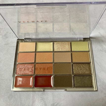 ソフトブラーリングアイパレット/wakemake/アイシャドウパレットを使ったクチコミ(2枚目)