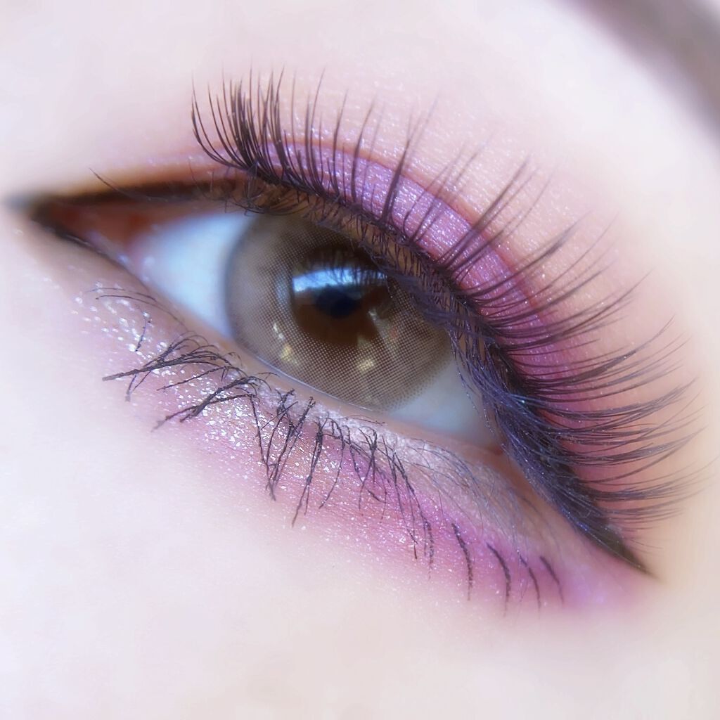 プライベート シャドウ 03 バイオレット ビニール (ビニール)/TOM FORD BEAUTY/単色アイシャドウを使ったクチコミ（2枚目）