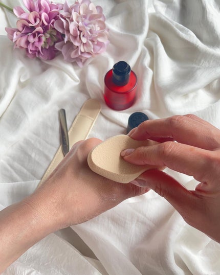 maki on LIPS 「愛用中のTIRTIRから発売しているリキッドファンデーション✨..」(4枚目)