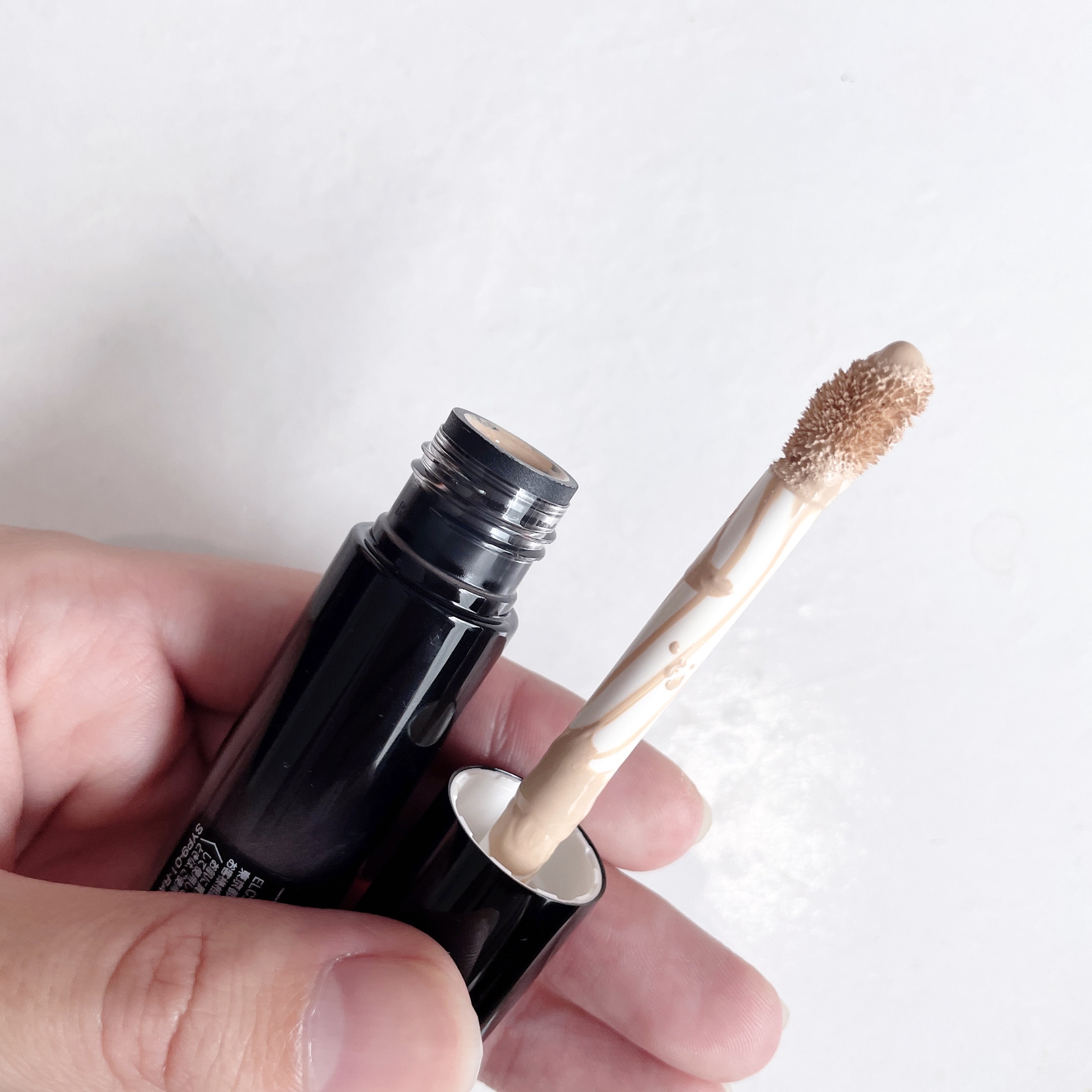 スタジオ ラディアンス 24 ルミナス コンシーラー NC10/M・A・C/リキッドコンシーラーを使ったクチコミ（2枚目）