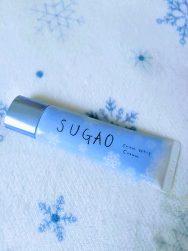 SUGAOの下地（前のバージョン）の評価です

❄評価❄
伸びが悪すぎです😅
匂いは少し苦手。保湿力も無いですね…。
でもちゃんと肌が白くなります。なので買った人はクリームのハイライトとして使うのがいい