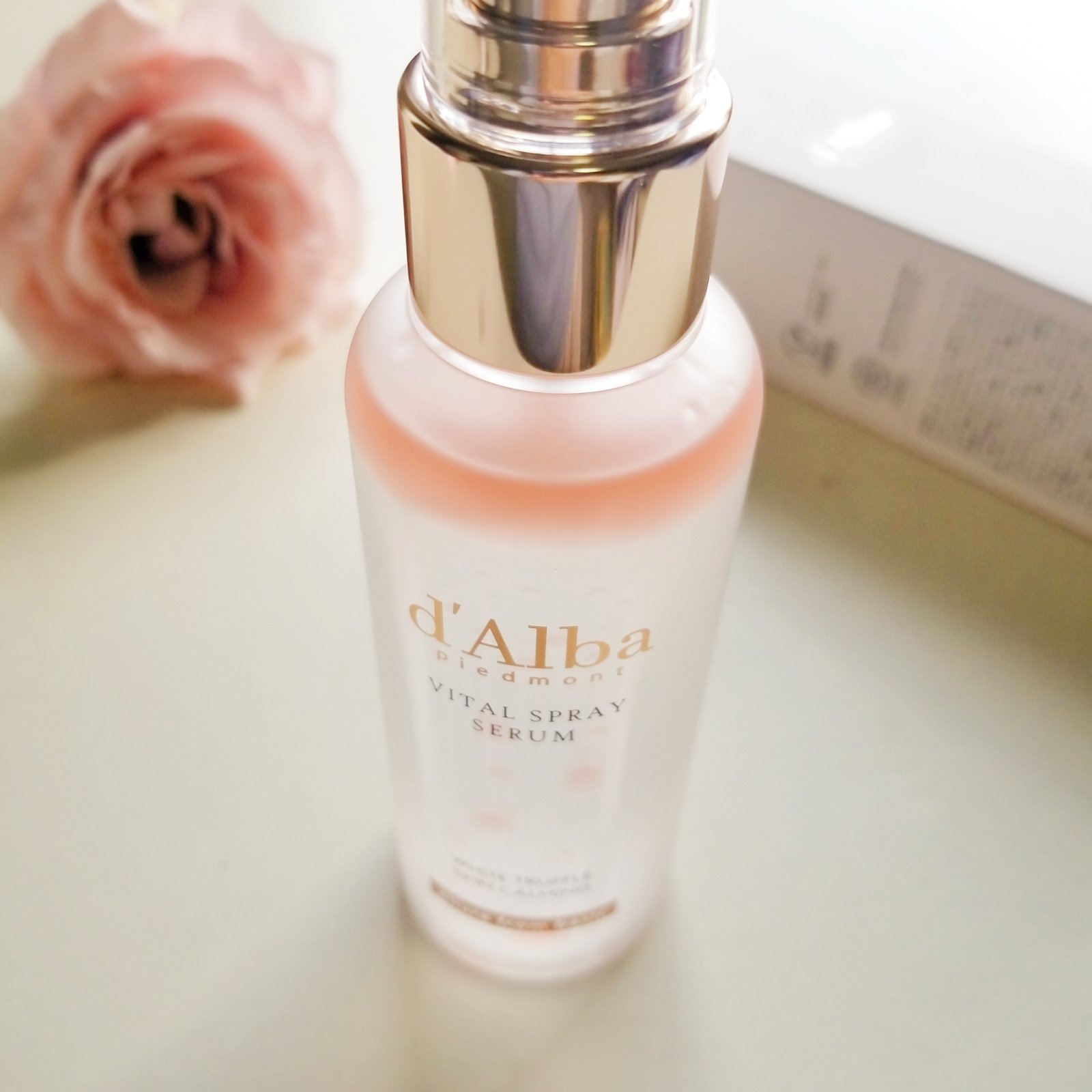 ダルバ ホワイトトリュフバイタルスプレーセラム/ダルバ/ミスト状化粧水を使ったクチコミ（3枚目）