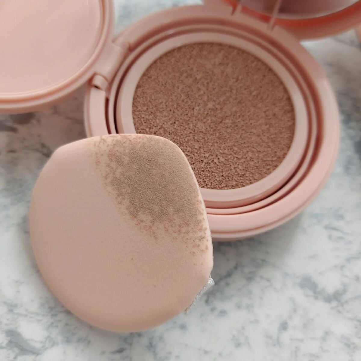 クラウド スキン グロー クッション XX01 ホンデ/HASH/クッションファンデーションを使ったクチコミ(3枚目)