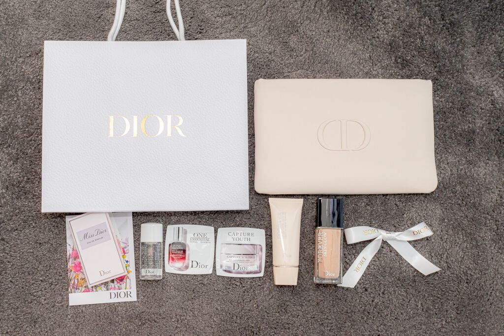 【旧】ディオールスキン フォーエヴァー フルイド グロウ/Dior/リキッドファンデーションを使ったクチコミ(2枚目)