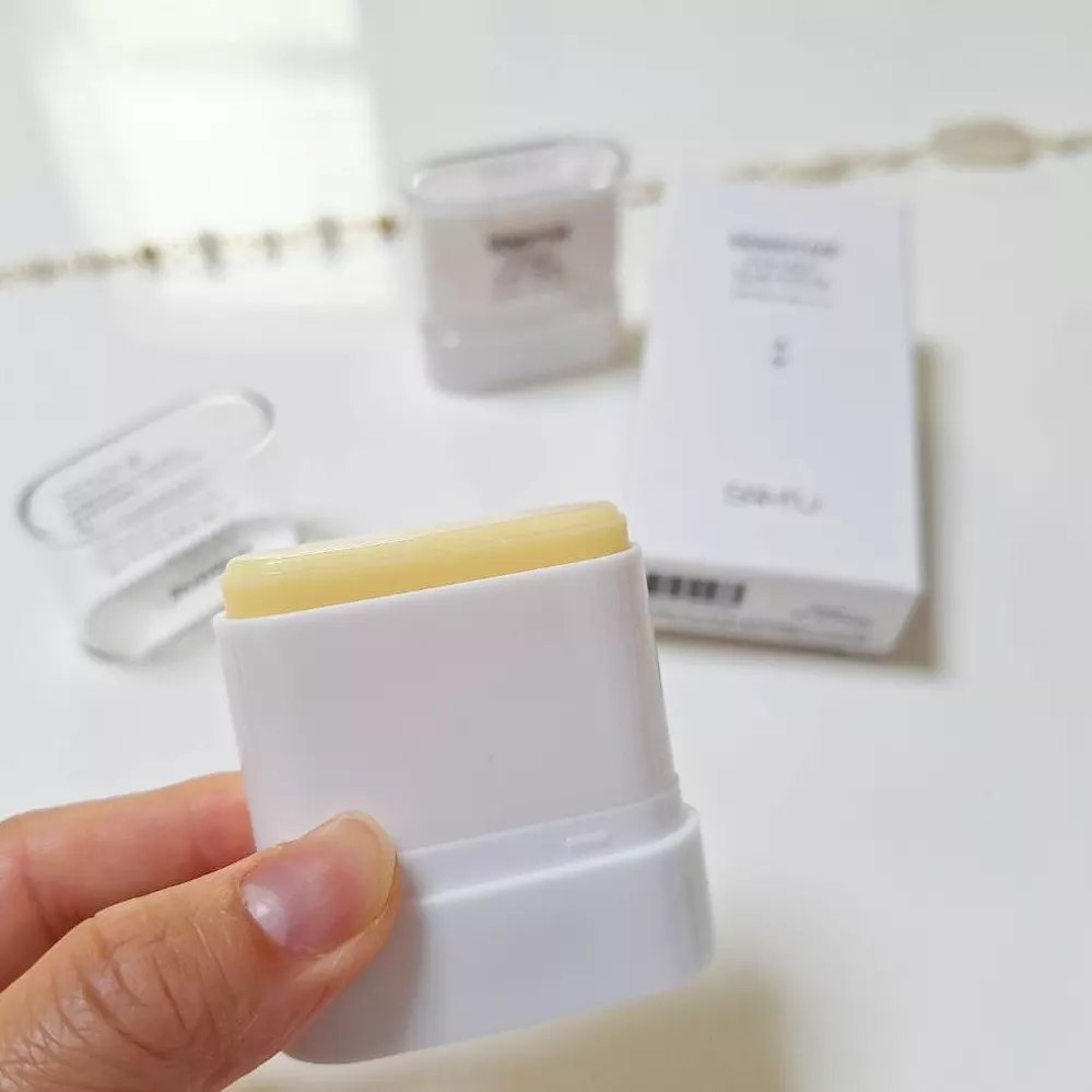 センシティブポケットサンスティック/SAM'U/日焼け止めスティックを使ったクチコミ（3枚目）