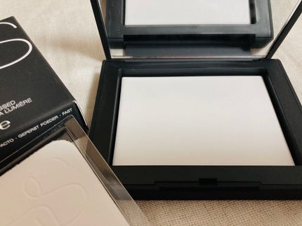 ライトリフレクティングセッティングパウダー プレスト N/NARS/プレストパウダーを使ったクチコミ(1枚目)