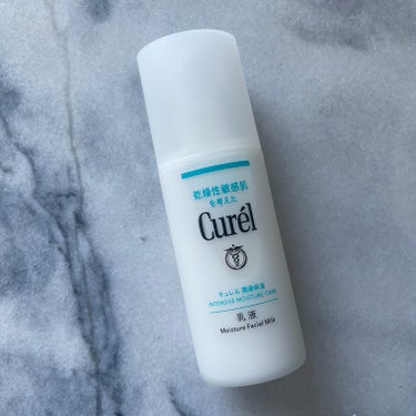 

Curél (キュレル)

‎𓊆 潤浸保湿 乳液‎ 𓊇

本体 120ml


何度もリピしてるだいすきな乳液👍🏻✨

べたべた重たくないのにしっかり保湿されて肌が潤うので気に入ってます




 