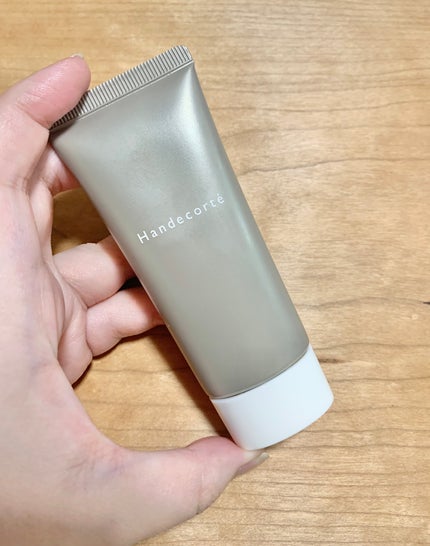 ハンデコルテ/キユートピア/ネック・デコルテケアを使ったクチコミ(2枚目)