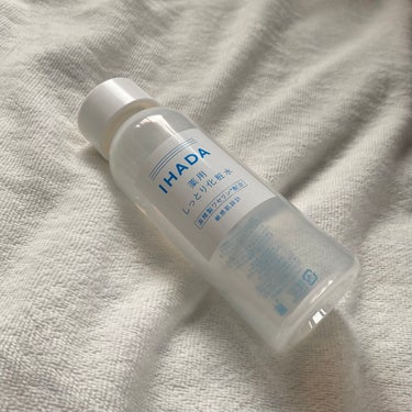 IHADA
薬用ローション(しっとり)
180ml

花粉の影響で肌荒れしやすくなっているときに、
やさしく保湿してくれます。

いつもの化粧水だとちょっとピリッとするな〜
というときに愛用してます。
