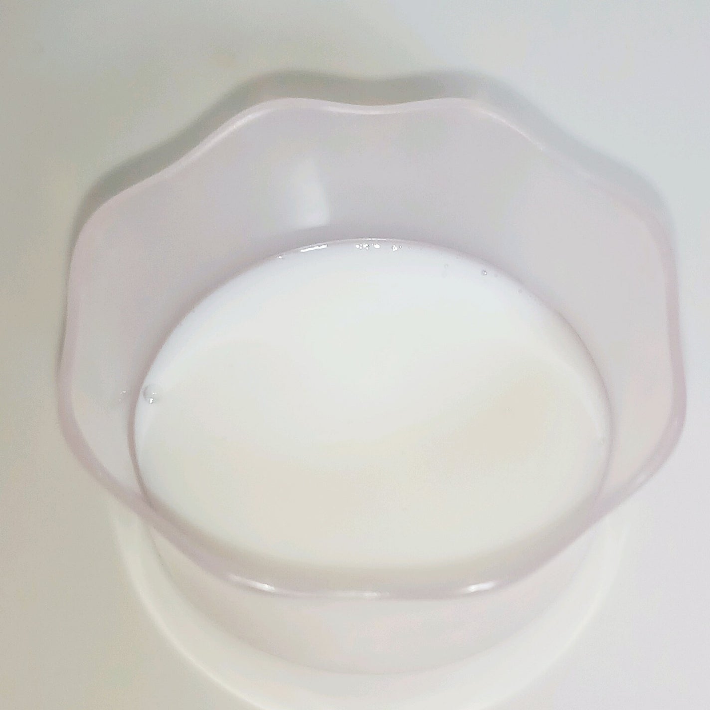 角層まで浸透する うるおいバスミルク ほのかでパウダリーな香り/ビオレu/保湿系入浴剤を使ったクチコミ(4枚目)