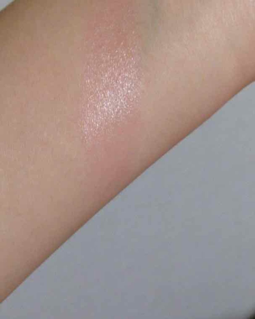 リップクリーム ピンクグロウ/MAYBELLINE NEW YORK/リップケアを使ったクチコミ（3枚目）