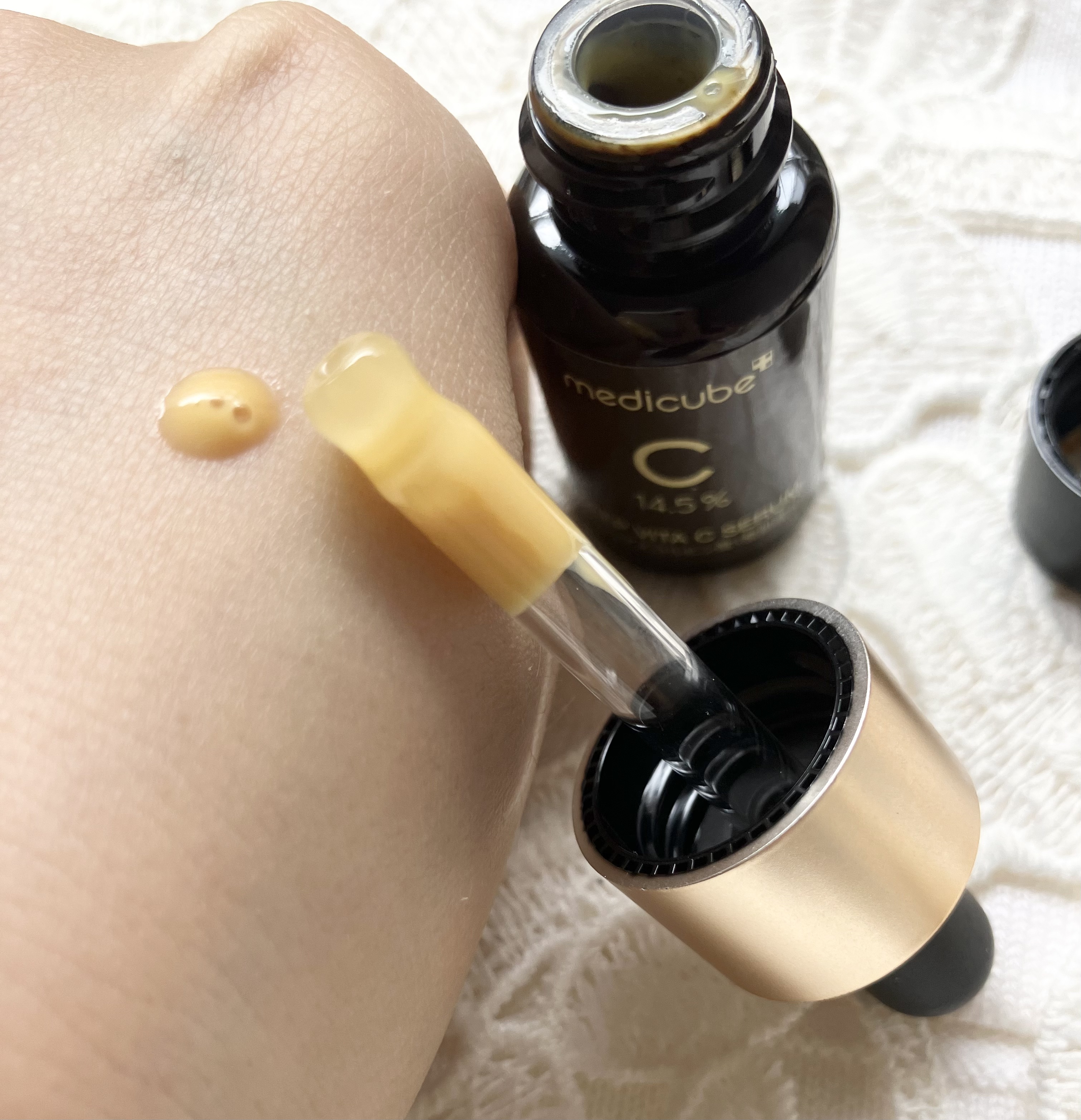 ディープビタCアンプル2.0/MEDICUBE/美容液を使ったクチコミ（2枚目）