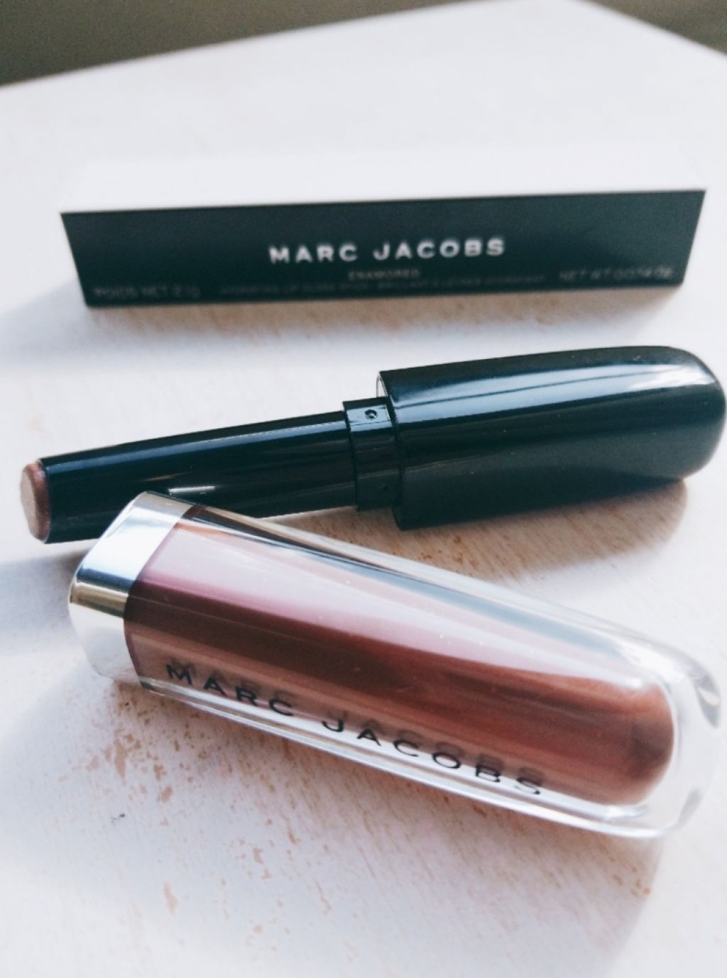 Enamored Hydrating Lip Gloss Stick/MARC JACOBS/リップグロスを使ったクチコミ（2枚目）