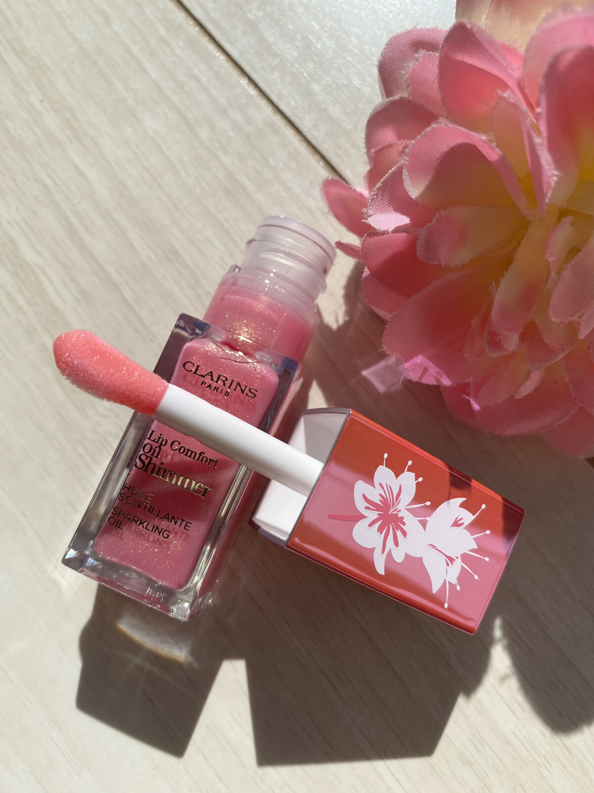 コンフォート リップオイル シマー 09 ローズペタル （限定）/CLARINS/リップグロスを使ったクチコミ（2枚目）