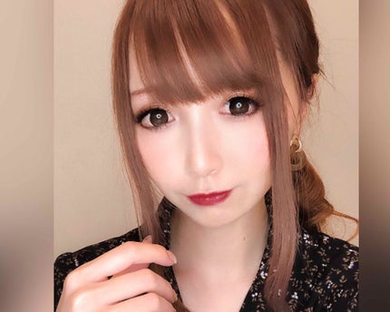 山本ゆうり on LIPS 「マツエクが薄くなってきたので久し振りにつけまつげしました🌷使用..」(4枚目)