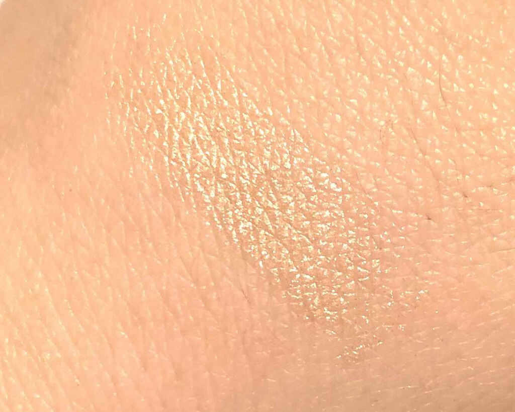 カラークイーン オイルシャドウ/ロレアル パリ/単色アイシャドウを使ったクチコミ（3枚目）