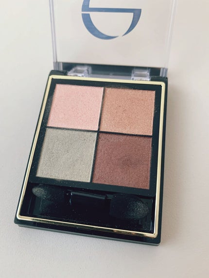 リアルクローズシャドウ/excel/アイシャドウパレットを使ったクチコミ(2枚目)