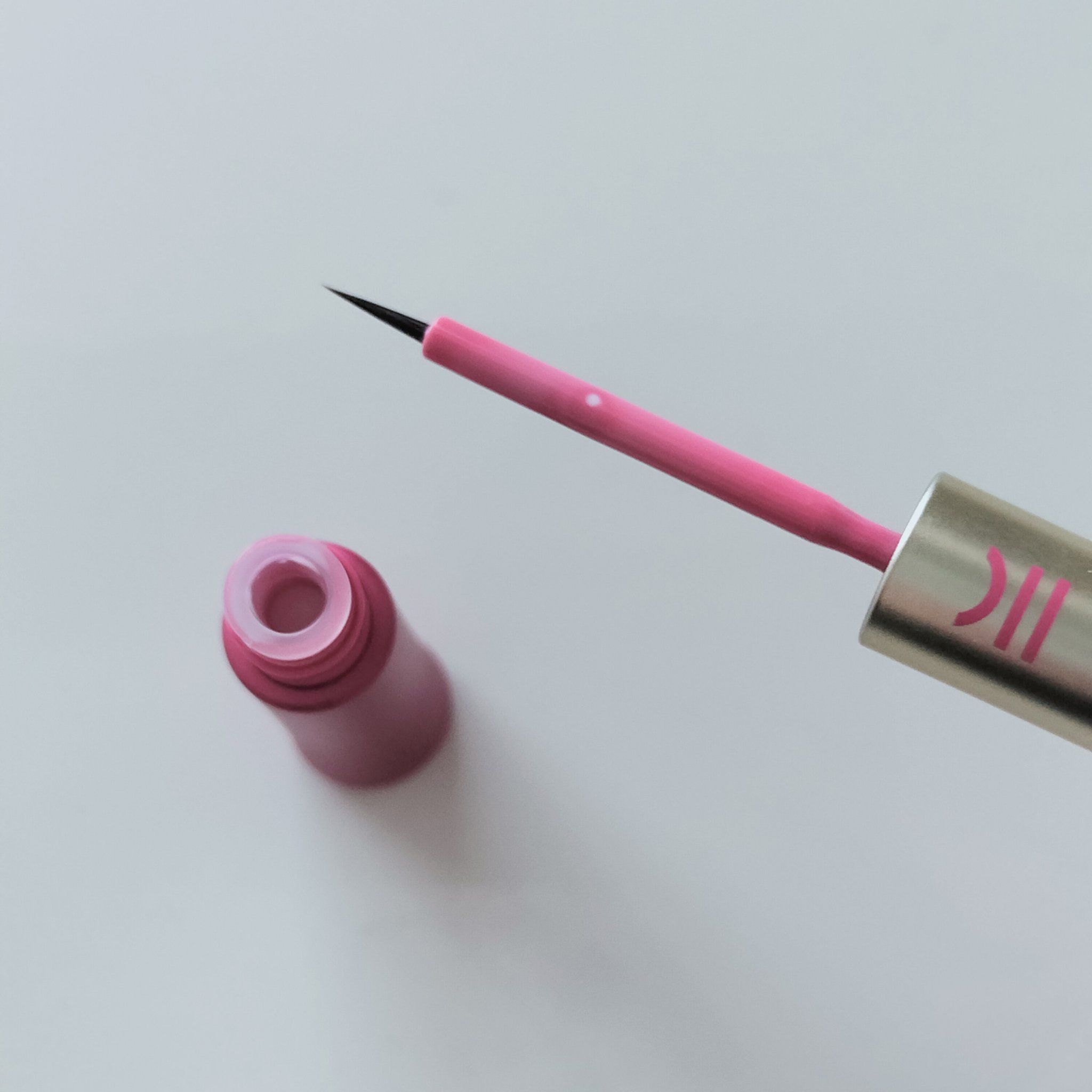 TWOOL ダブルアイリッドグルー/SHOBIDO/二重まぶた用アイテムを使ったクチコミ（3枚目）