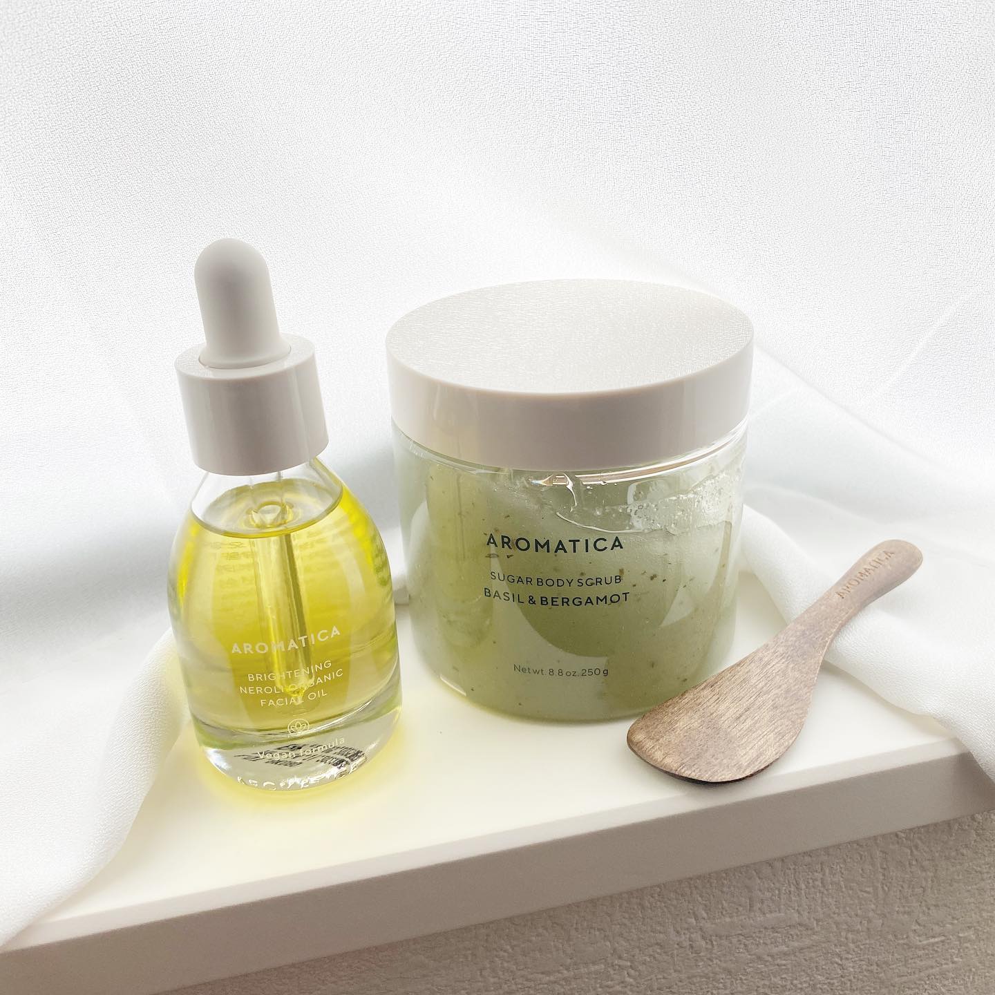 オーガニックネロリフェイシャルオイル/AROMATICA/フェイスオイルを使ったクチコミ（1枚目）