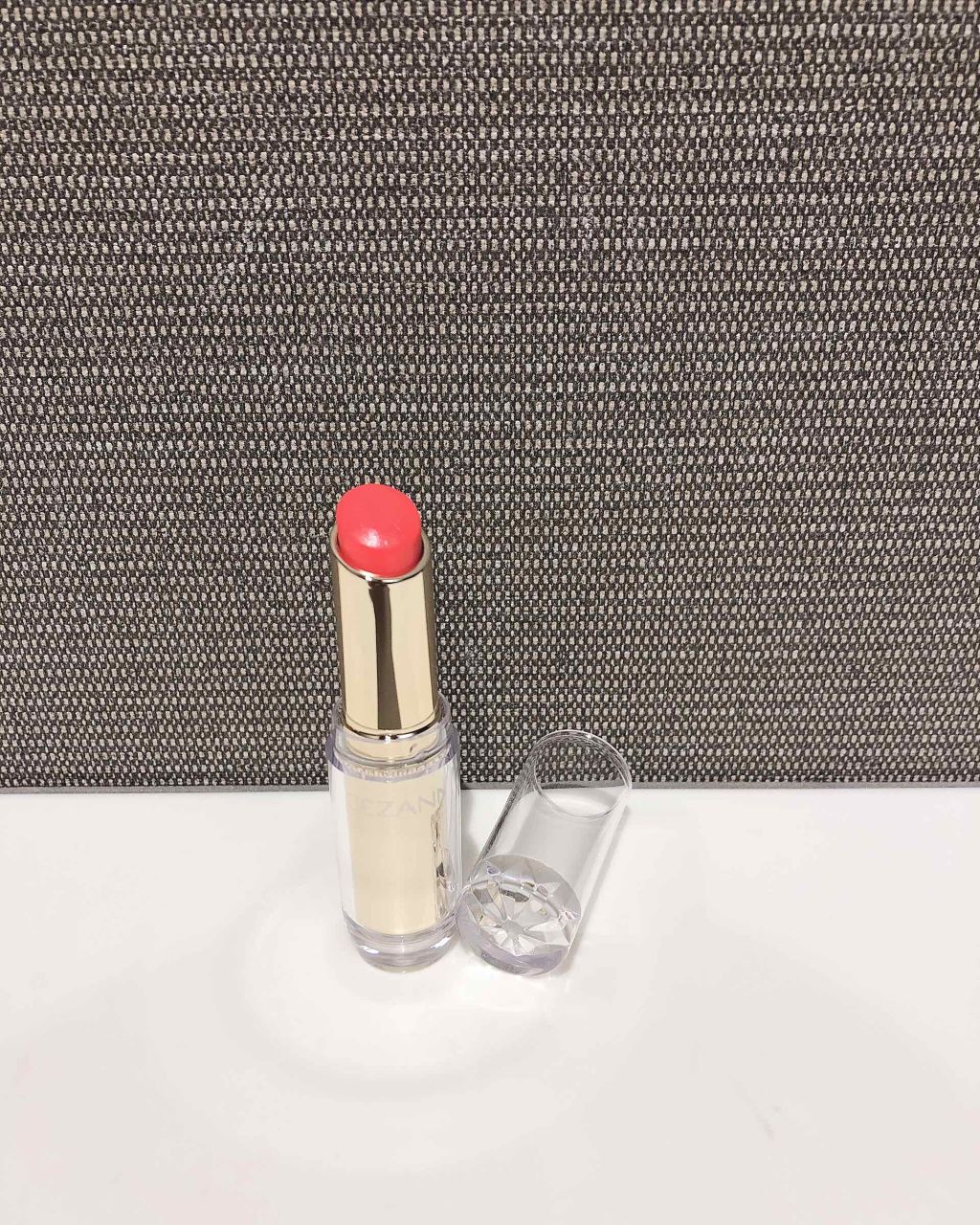 ラスティンググロスリップ/CEZANNE/口紅を使ったクチコミ(1枚目)