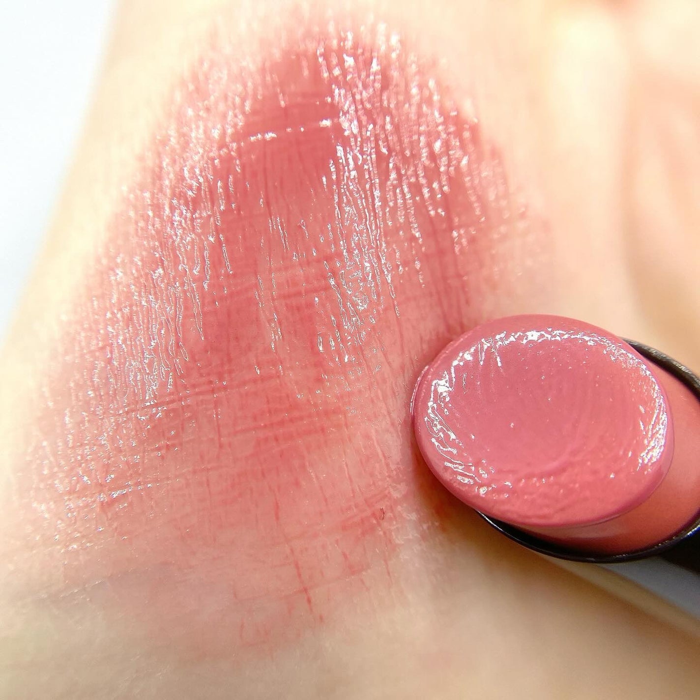 アフターグロー センシュアルシャイン リップスティック/NARS/口紅を使ったクチコミ(4枚目)