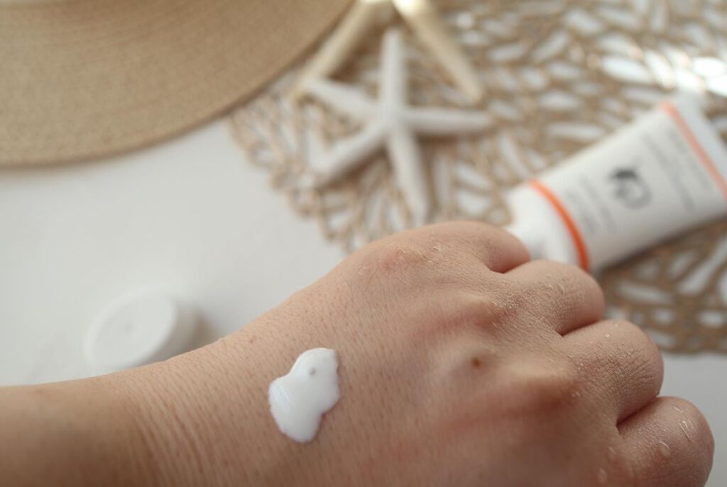 BABY BORN 日焼け止め乳液のクチコミ「日焼け止めミルクを
使ってみたよ😊♬✨
⁡
⁡
-----------------------.....」（3枚目）