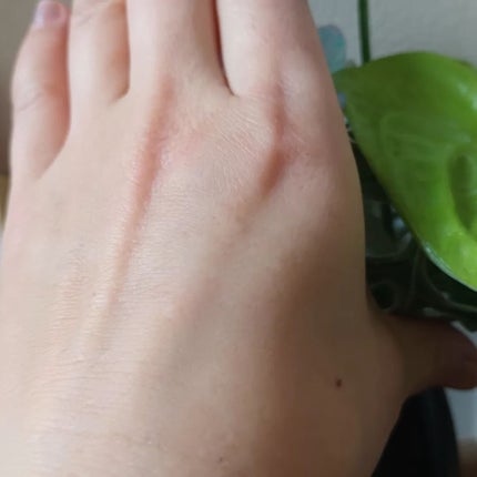 大人のハンドバーム ロイヤルプルメリアの香り/ハリーハリー/ハンドクリームを使ったクチコミ(5枚目)