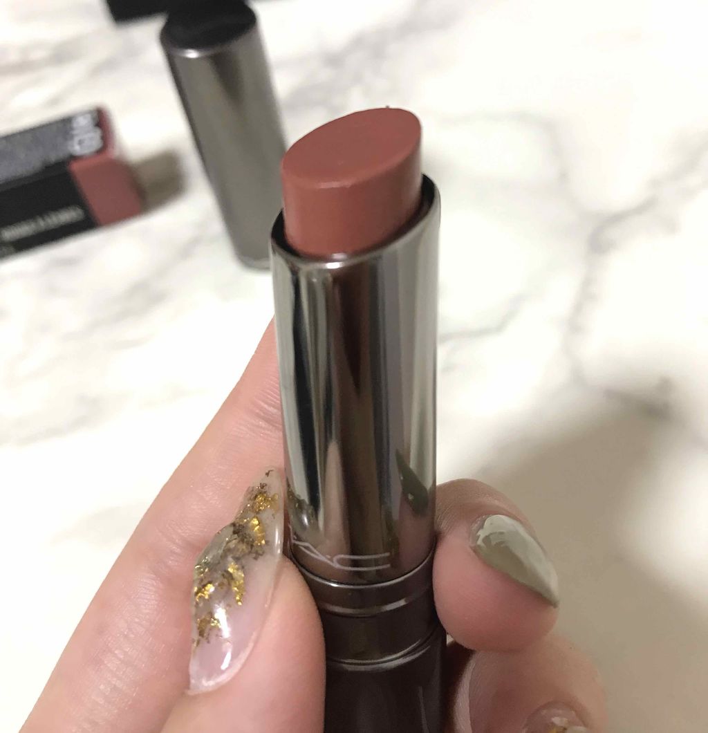 プレンティ オブ パウト プランピング リップスティック/M・A・C/口紅を使ったクチコミ(2枚目)