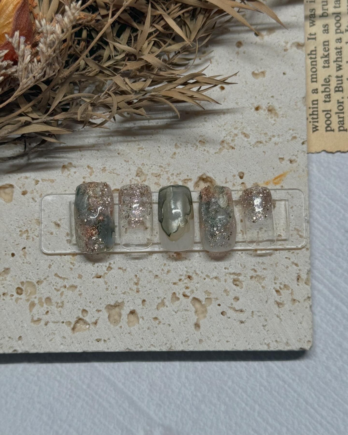 YUKA on LIPS 「【☾ナチュラルart】所沢市ネイルサロン|Carlo.定額デザ..」(4枚目)