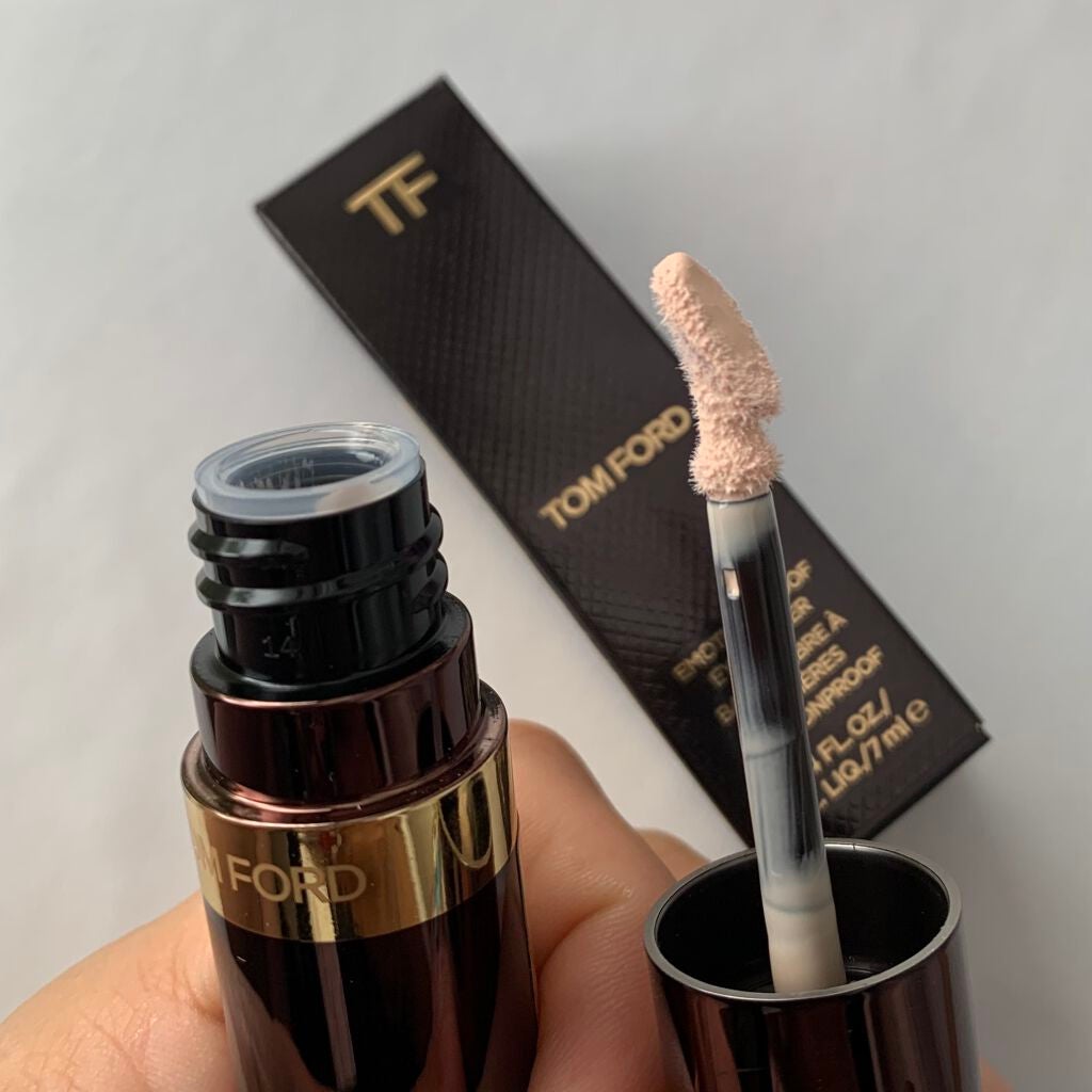 エモーションプルーフ アイ プライマー/TOM FORD BEAUTY/アイシャドウベースを使ったクチコミ(2枚目)