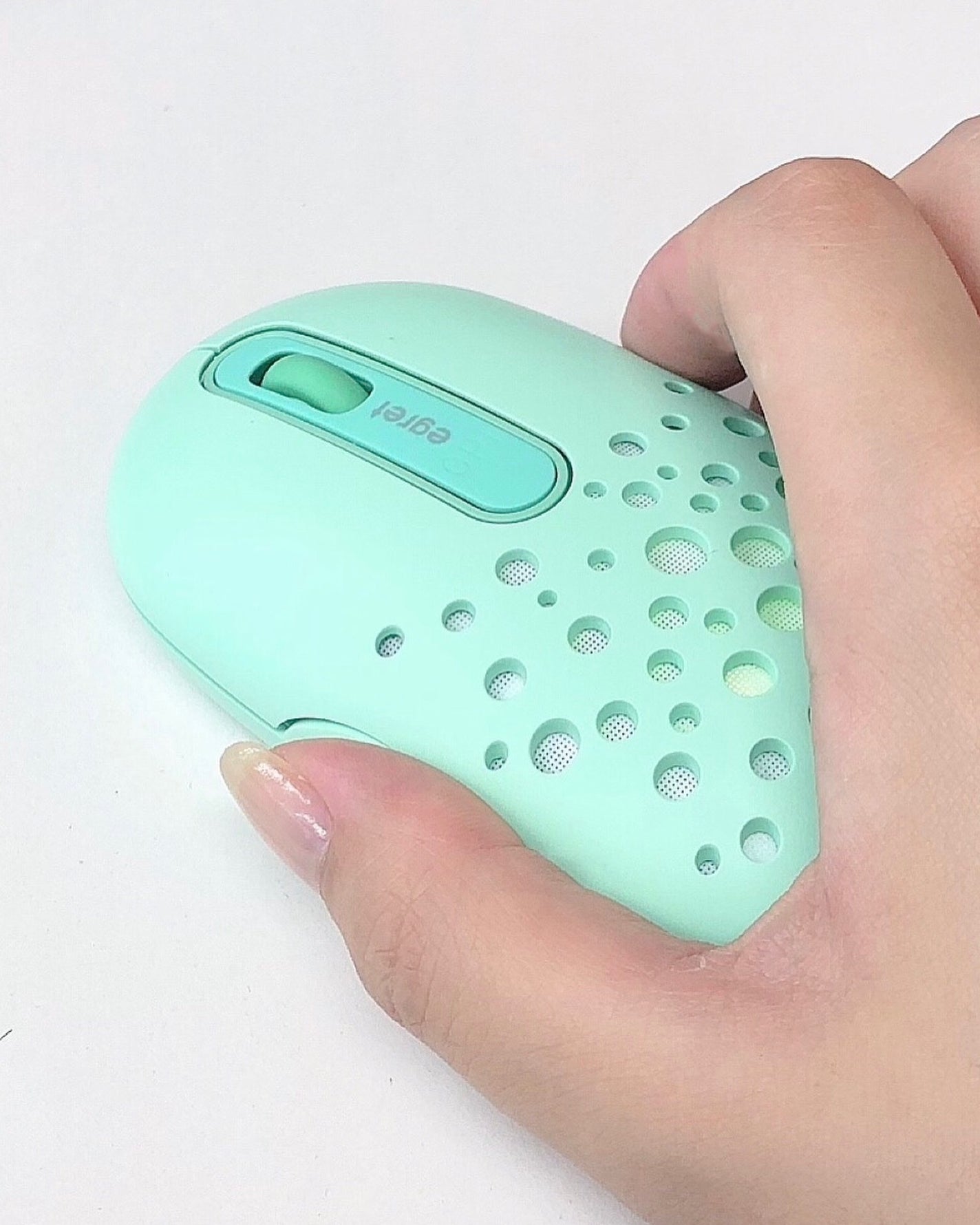 ð¥ð¢ð¬ð.ðððð çŸå®¹ã©ã€ã¿ãŒ on LIPS ã..äŒç€Ÿã§äœ¿ã£ãŠããå
é»åŒéé³ã¯ã€ã€ã¬ã¹ããŠã¹EGRETãšã£ãŠ..ãïŒ3æç®ïŒ