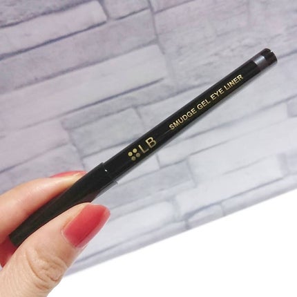 LB スマッジジェルアイライナーのクチコミ「このアイライナーはとにかくキープ力があるので好きです。
(そのかわりクレンジングウォーターでは.....」(2枚目)