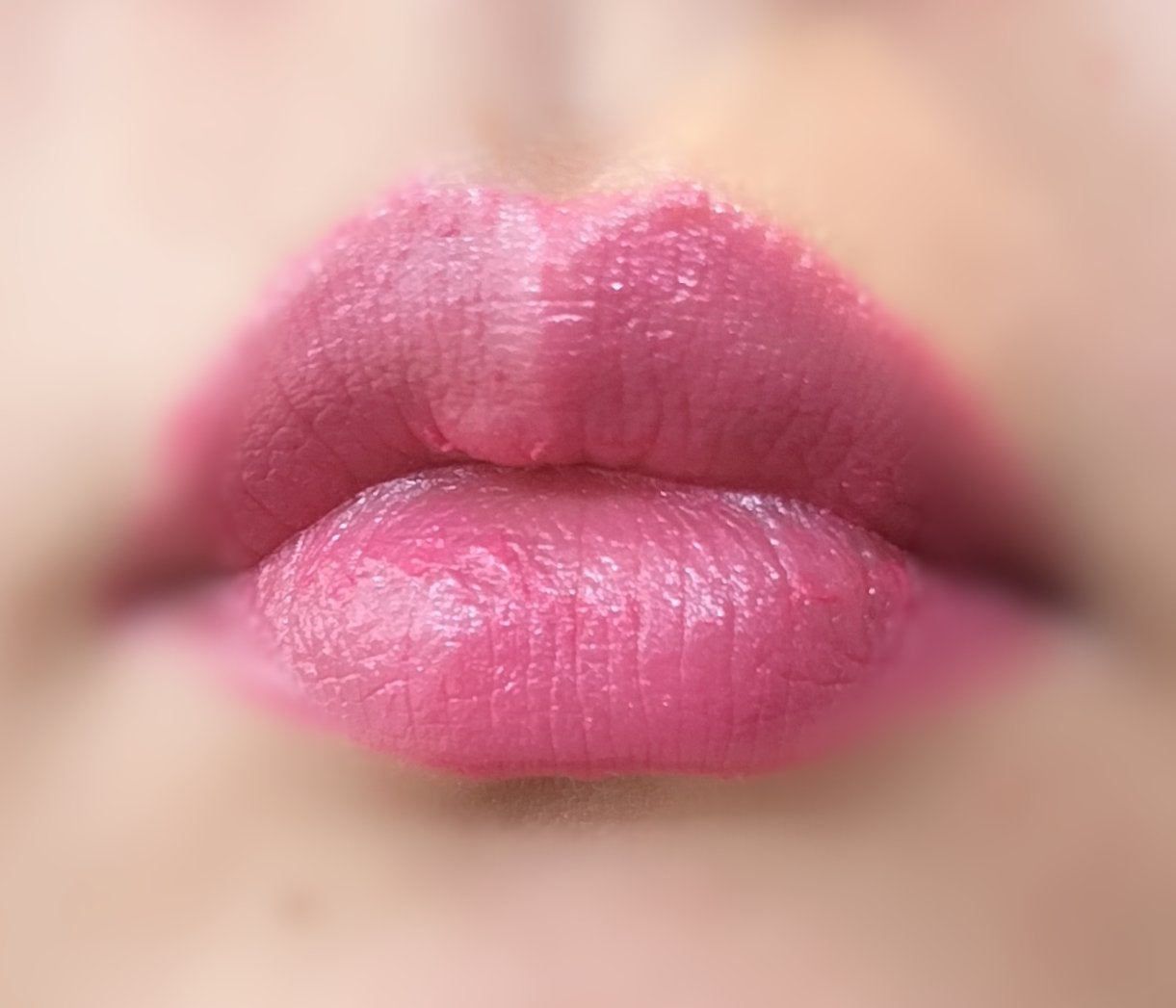 マナビア on LIPS 「青味がかった可愛らしいピンクです。100均のリップはクレヨンの..」(2枚目)