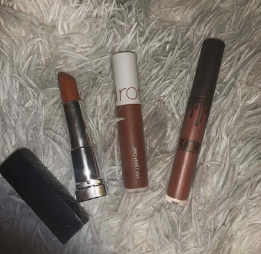 Kylie Cosmetics KKW X KYLIE Lip Setのクチコミ「☆周りと差がつく強い系リップ☆日本、韓国、海外の化粧品で私的ベストな大人っぽく強いイメージがだ.....」（1枚目）