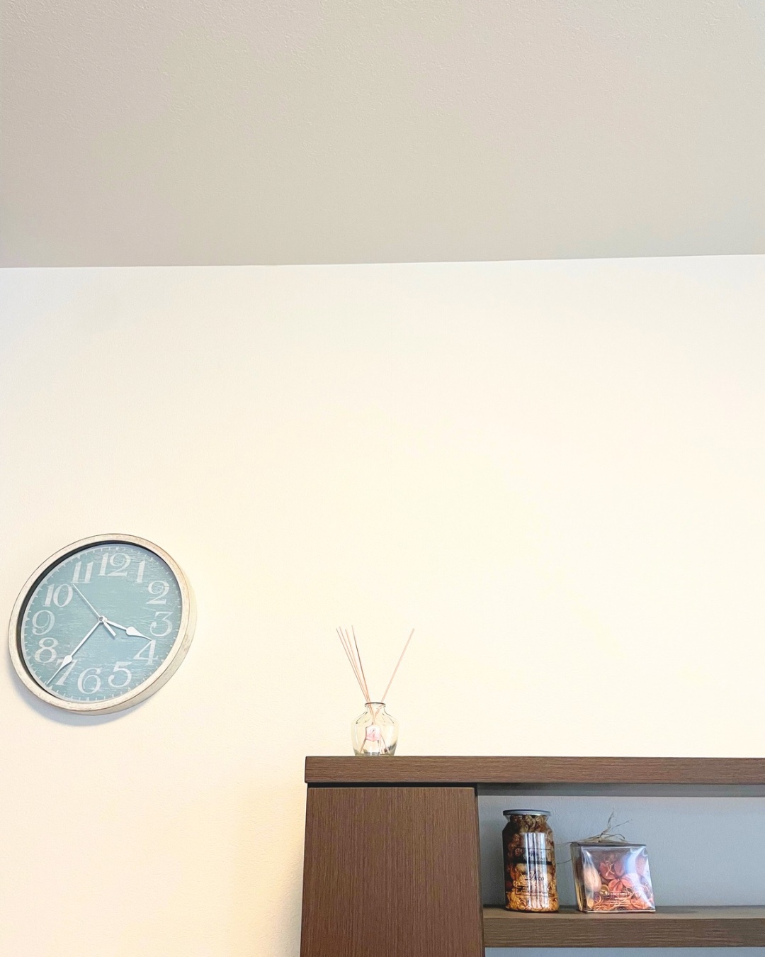 消臭力プレミアムアロマ スティック 部屋用 アーバンリュクス/消臭力/その他を使ったクチコミ（1枚目）